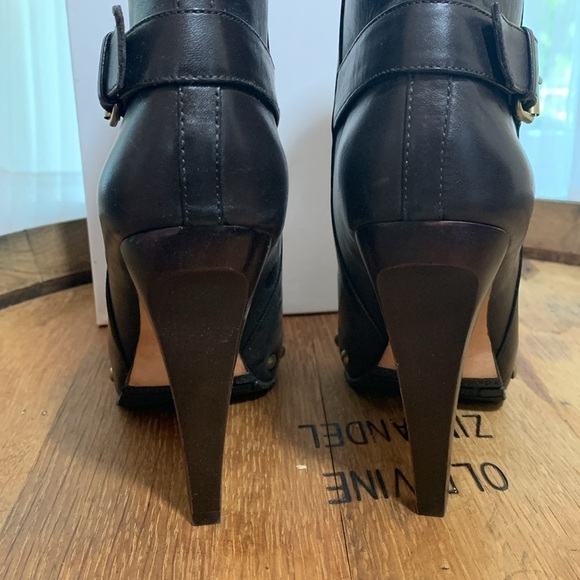 Charles David NIB Biff Brown Leather High Heel Stud Buckle Platform Boots 6.5 B - Picture 12 of 17